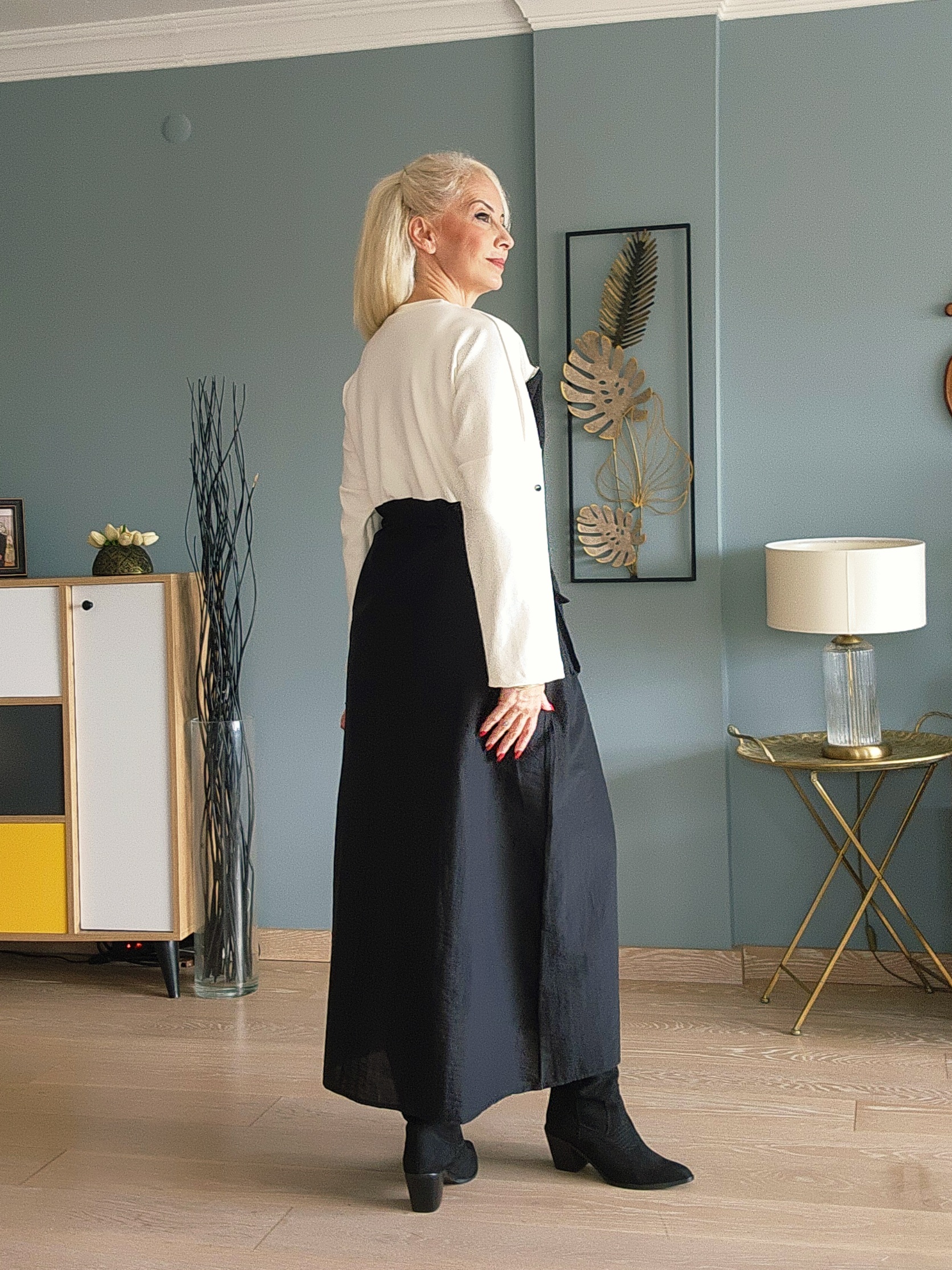 KREM SİYAH FERMUARLI ALA ELBİSE - Görsel 2