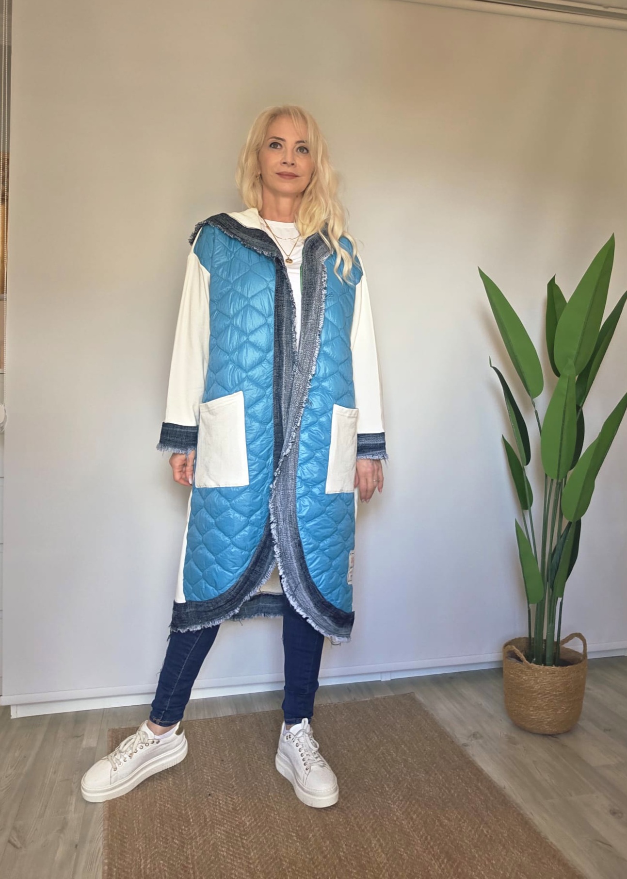 MAVİ BEYAZ KAPİTONE SEEMORE